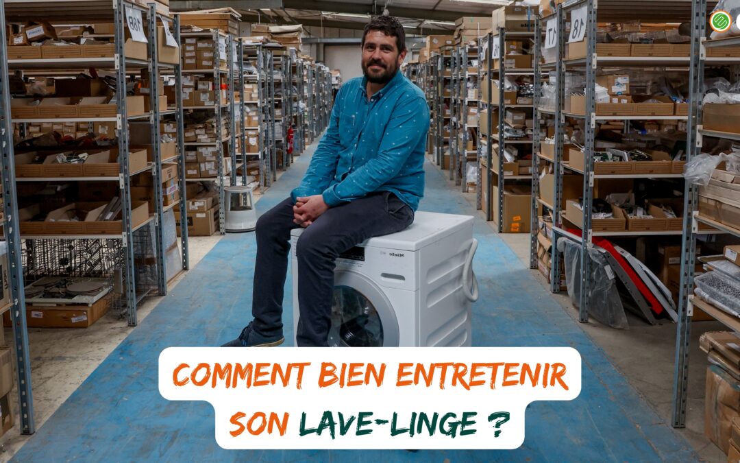 Photo d'un salarié sur lave-linge blanc