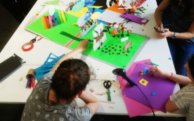 Atelier construction petite maison en récup