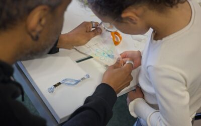 Atelier broderie réparation vêtements